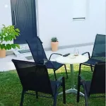 το άλλο σπίτι...