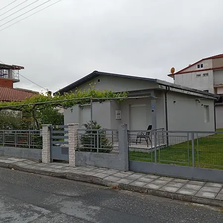 το άλλο σπίτι... *